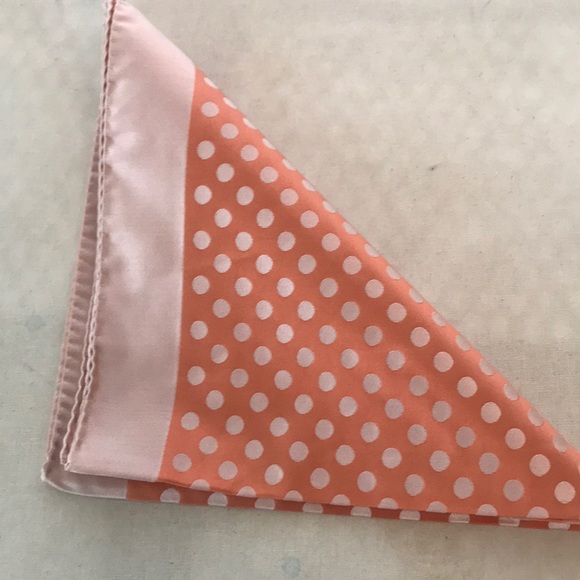 Pocket square - Picture 3 of 3